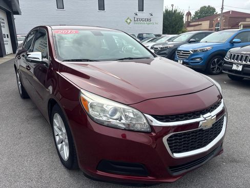 Used 2015 Chevrolet Malibu LT w/ Power Convenience Package FWD image 6