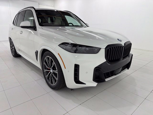 Certified 2024 BMW X5 xDrive50e w/ Executive Package AWD/4WD image 7