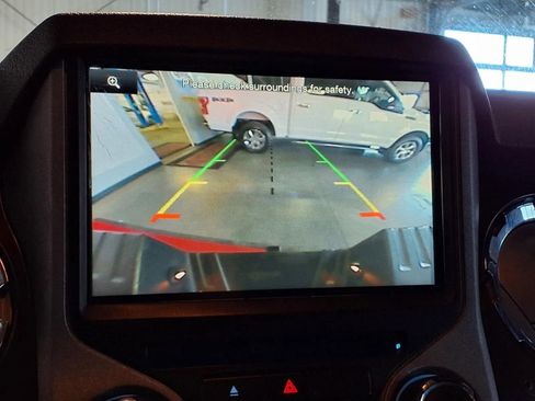 Used 2016 Ford F350 Lariat w/ Lariat Interior Package image 22