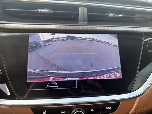 Used 2020 Buick Encore GX Essence FWD image 21
