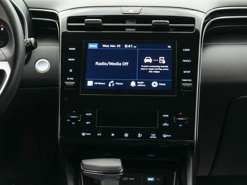 Used 2024 Hyundai Santa Cruz SEL image 16