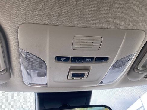 Used 2022 Toyota Corolla LE FWD image 45
