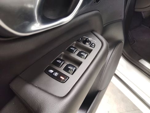 Used 2023 Volvo XC90 B6 Core w/ Protection Package Premier image 22