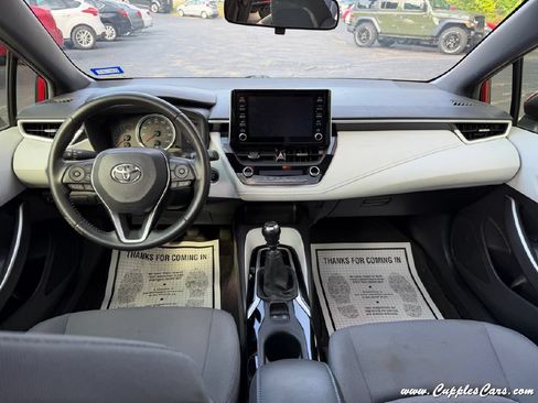 Used 2020 Toyota Corolla SE FWD image 14