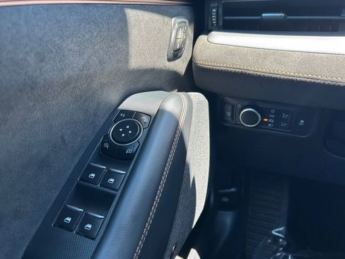 Used 2022 Ford Mustang Mach-E GT AWD/4WD image 18
