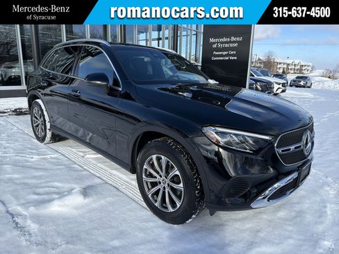 Certified 2025 Mercedes-Benz GLC 300 4MATIC image 1