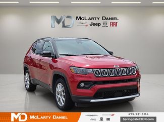 Used 2025 Jeep Compass Limited AWD/4WD video 1