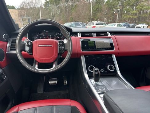 Used 2022 Land Rover Range Rover Sport HST image 11