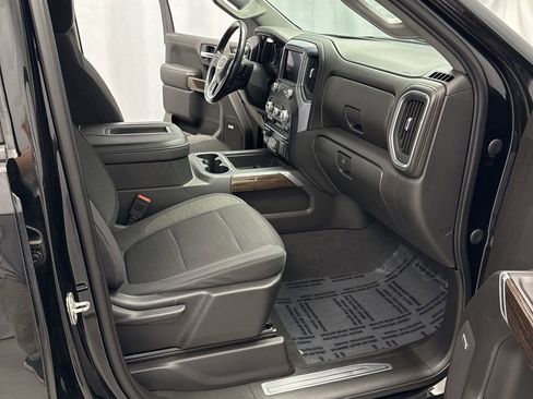 Used 2020 GMC Sierra 1500 Elevation w/ Elevation Value Package image 29