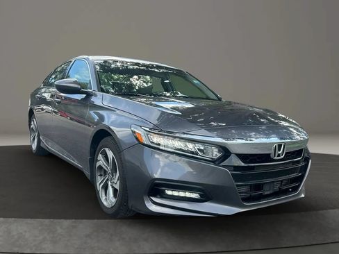 Used 2019 Honda Accord EX image 5