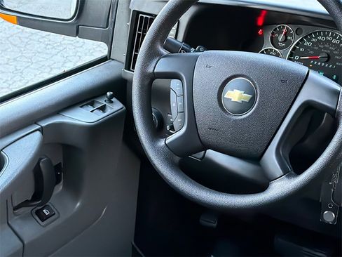 Used 2012 Chevrolet Express 1500 LS image 20