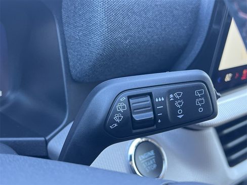 New 2025 Ford Explorer Active w/ Active Comfort Package image 11