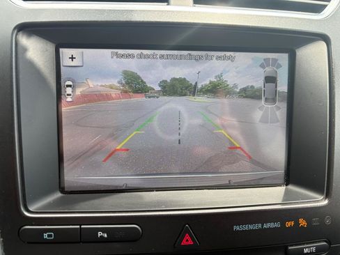 Used 2019 Ford Explorer Limited w/ Class III Trailer Tow Package FWD image 26