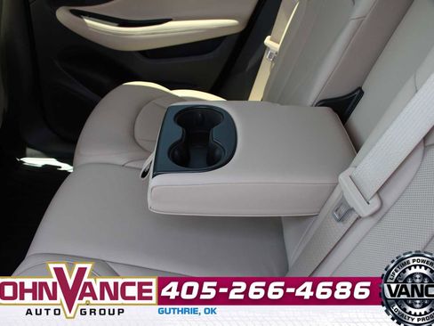 Used 2020 Buick Envision Essence FWD image 24