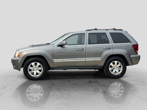 Used 2008 Jeep Grand Cherokee Limited w/ Trailer Tow Group IV AWD/4WD image 3