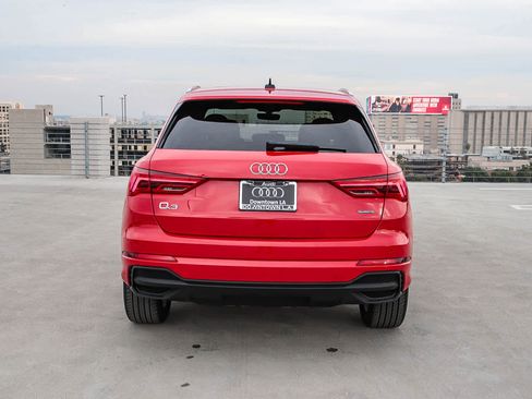 Used 2023 Audi Q3 2.0T Premium w/ 19" Wheel Package image 8