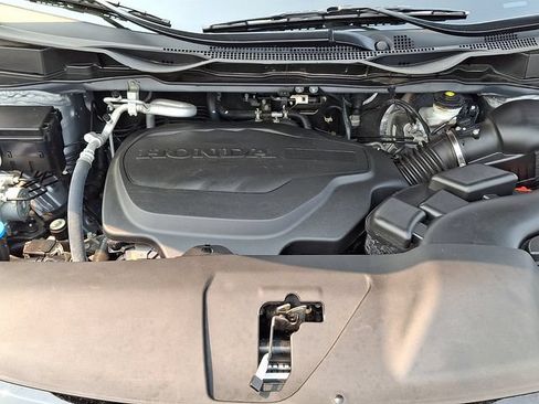 Used 2025 Honda Odyssey EX-L image 29