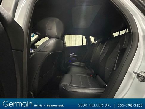 Used 2022 Mercedes-Benz GLA 35 AMG 4MATIC image 32