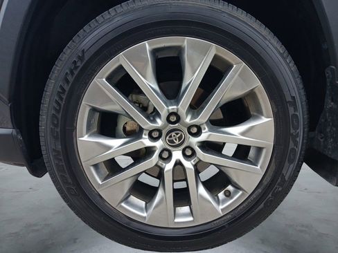 Used 2024 Toyota RAV4 XLE Premium FWD image 14