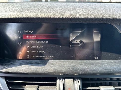 Used 2024 Alfa Romeo Stelvio Sprint image 31