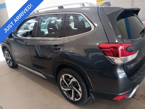 Used 2022 Subaru Forester Touring w/ Popular Package #2 AWD/4WD image 4