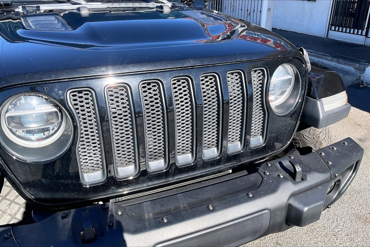 Used 2019 Jeep Wrangler Unlimited Sahara w/ Quick Order Package 24M Moab AWD/4WD image 27