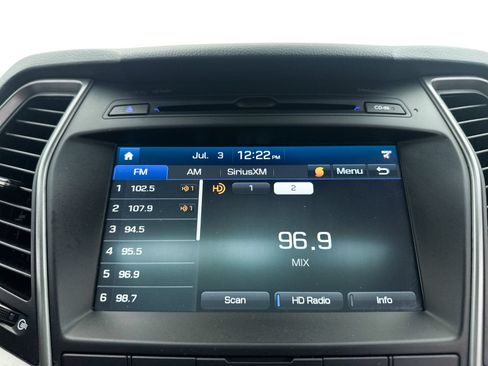 Used 2017 Hyundai Santa Fe Sport w/ 2.0T Ultimate Tech Package 05 FWD image 17