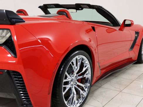 Used 2016 Chevrolet Corvette Z06 w/ 3LZ Preferred Equipment Group RWD image 45