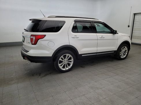 Used 2019 Ford Explorer XLT w/ Equipment Group 202A image 10