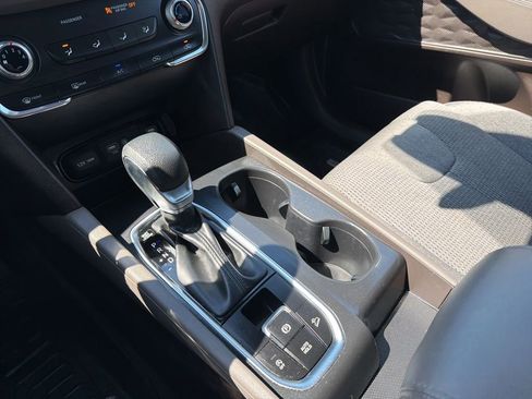 Used 2019 Hyundai Santa Fe SE AWD/4WD image 27