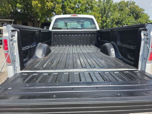 Used 2011 Ford F150 XL w/ HD Payload Pkg AWD/4WD image 8