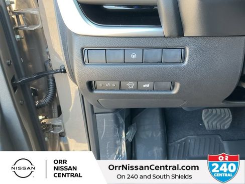 New 2026 Nissan Rogue SV AWD/4WD image 18