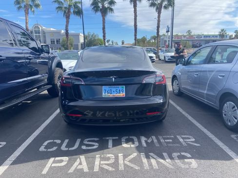 Used 2021 Tesla Model 3 Standard Range Plus image 5