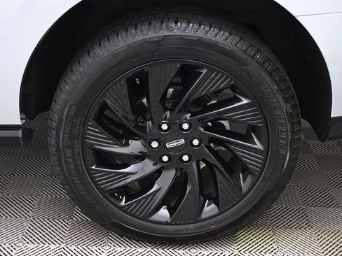 New 2026 Lincoln Navigator Reserve AWD/4WD image 20