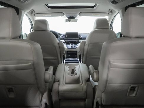 New 2026 Honda Odyssey EX-L image 9