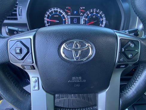 Used 2016 Toyota 4Runner Limited image 15
