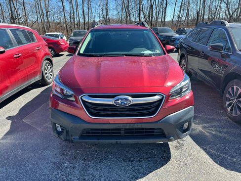 Used 2021 Subaru Outback Premium image 5