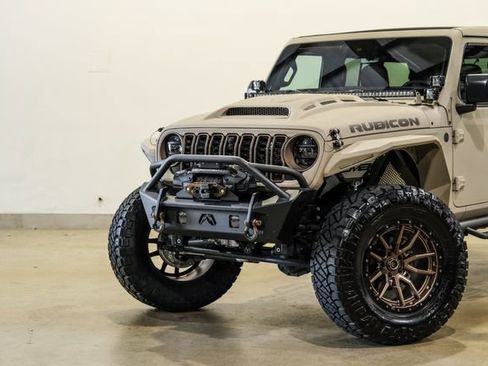 Used 2024 Jeep Wrangler Unlimited Rubicon w/ Technology Group AWD/4WD image 26