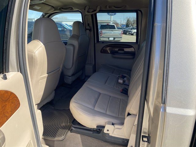 Used 2004 Ford F250 Lariat AWD/4WD image 12