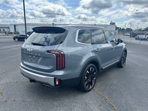 Used 2024 Kia Telluride SX w/ Towing Package AWD/4WD image 4