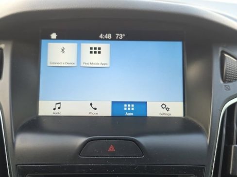 Used 2017 Ford Focus SEL FWD image 22