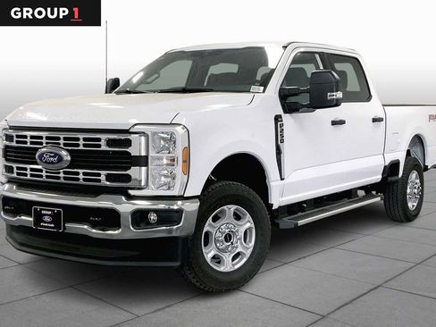 New 2026 Ford F250 XLT w/ FX4 Off-Road Package image 1