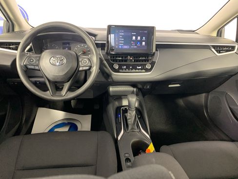 Used 2024 Toyota Corolla LE w/ LE Convenience Package FWD image 33