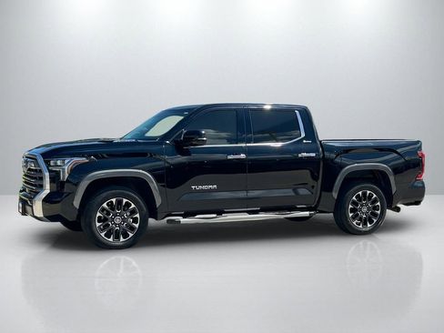 Used 2023 Toyota Tundra Limited AWD/4WD image 8