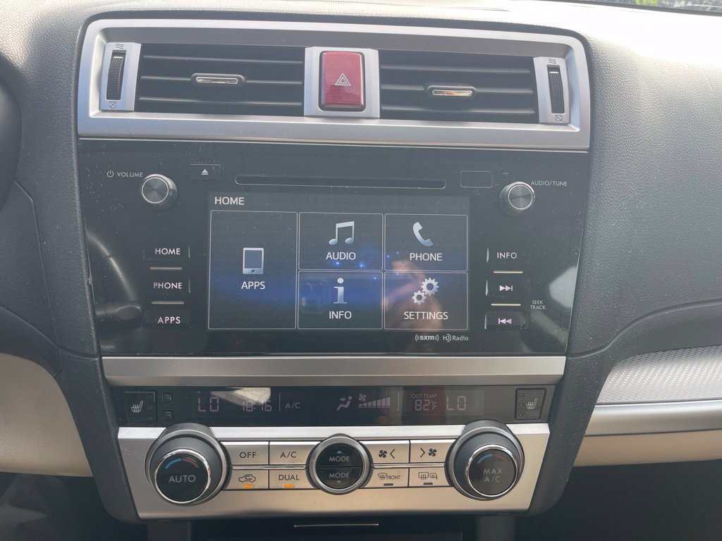 Used 2017 Subaru Outback 2.5i Premium AWD/4WD image 8
