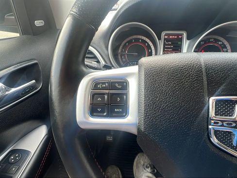 Used 2015 Dodge Journey R/T w/ Flexible Seating Group image 16