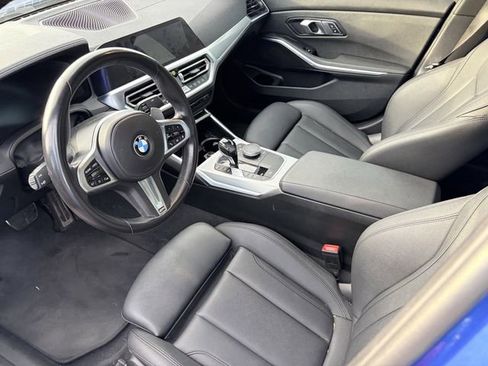 Used 2021 BMW 330i Sedan w/ M Sport Package image 5