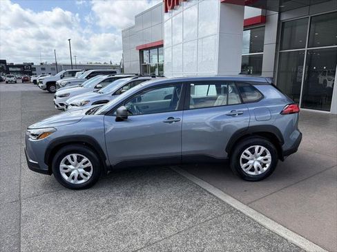 Certified 2024 Toyota Corolla Cross L FWD image 5