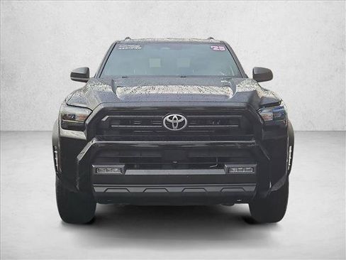 Used 2025 Toyota 4Runner SR5 AWD/4WD image 2