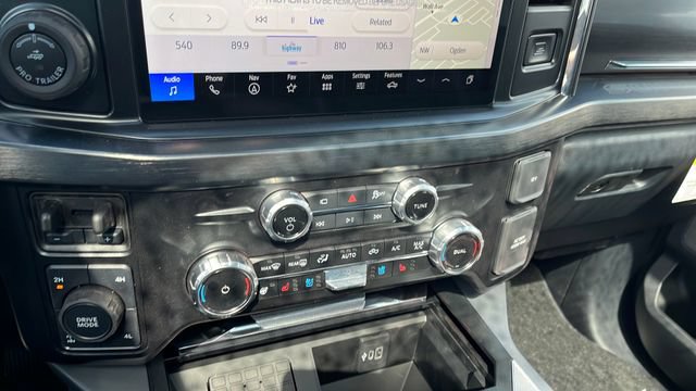 New 2025 Ford F250 Lariat w/ Lariat Ultimate Package AWD/4WD image 35